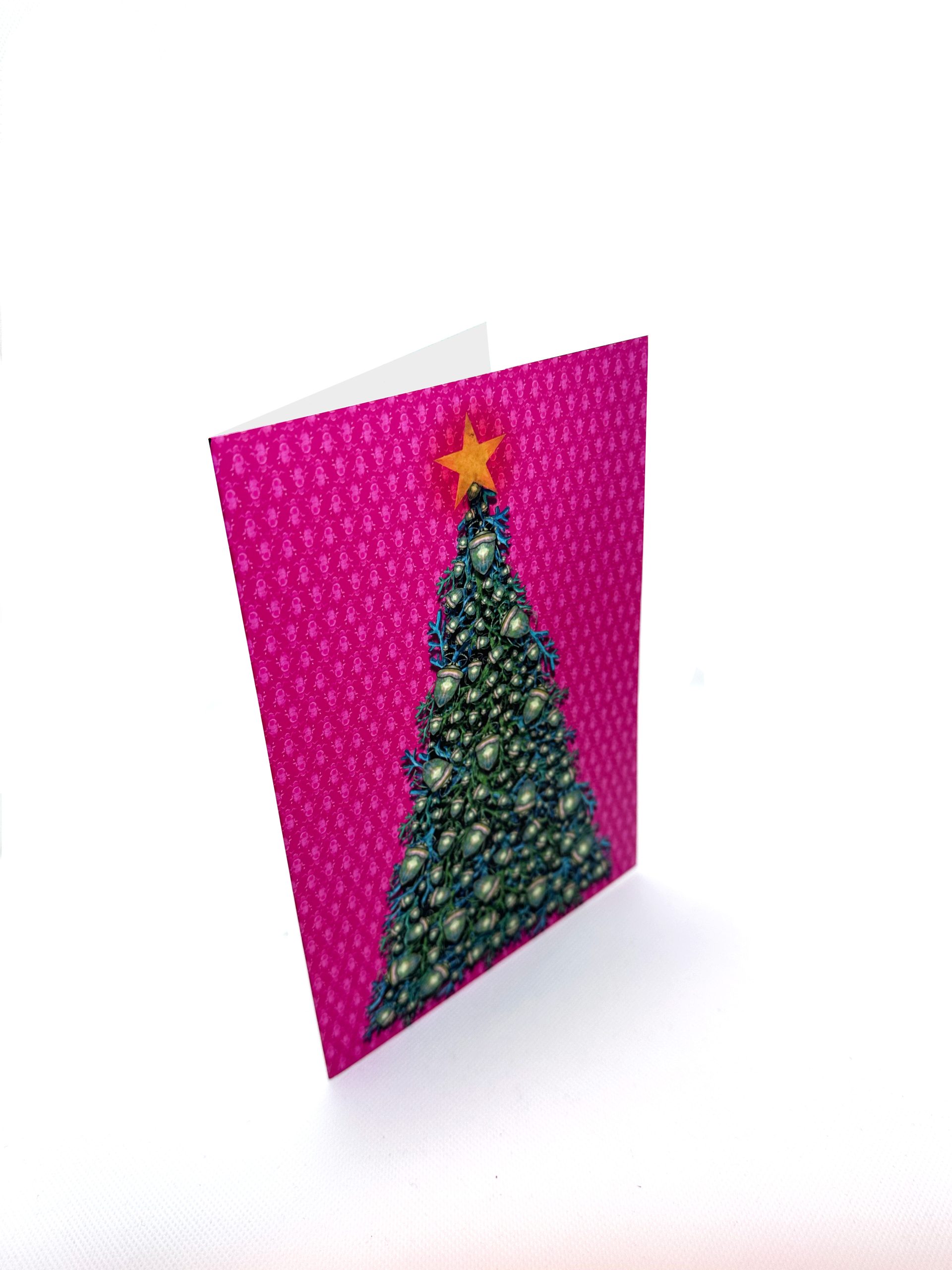 arbol de navidad con insectos rosas